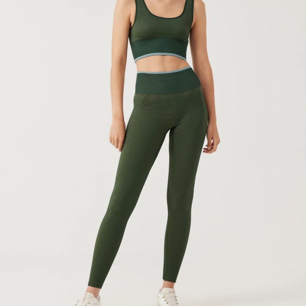 Outdoor Voices Seamless Leggings in Pine